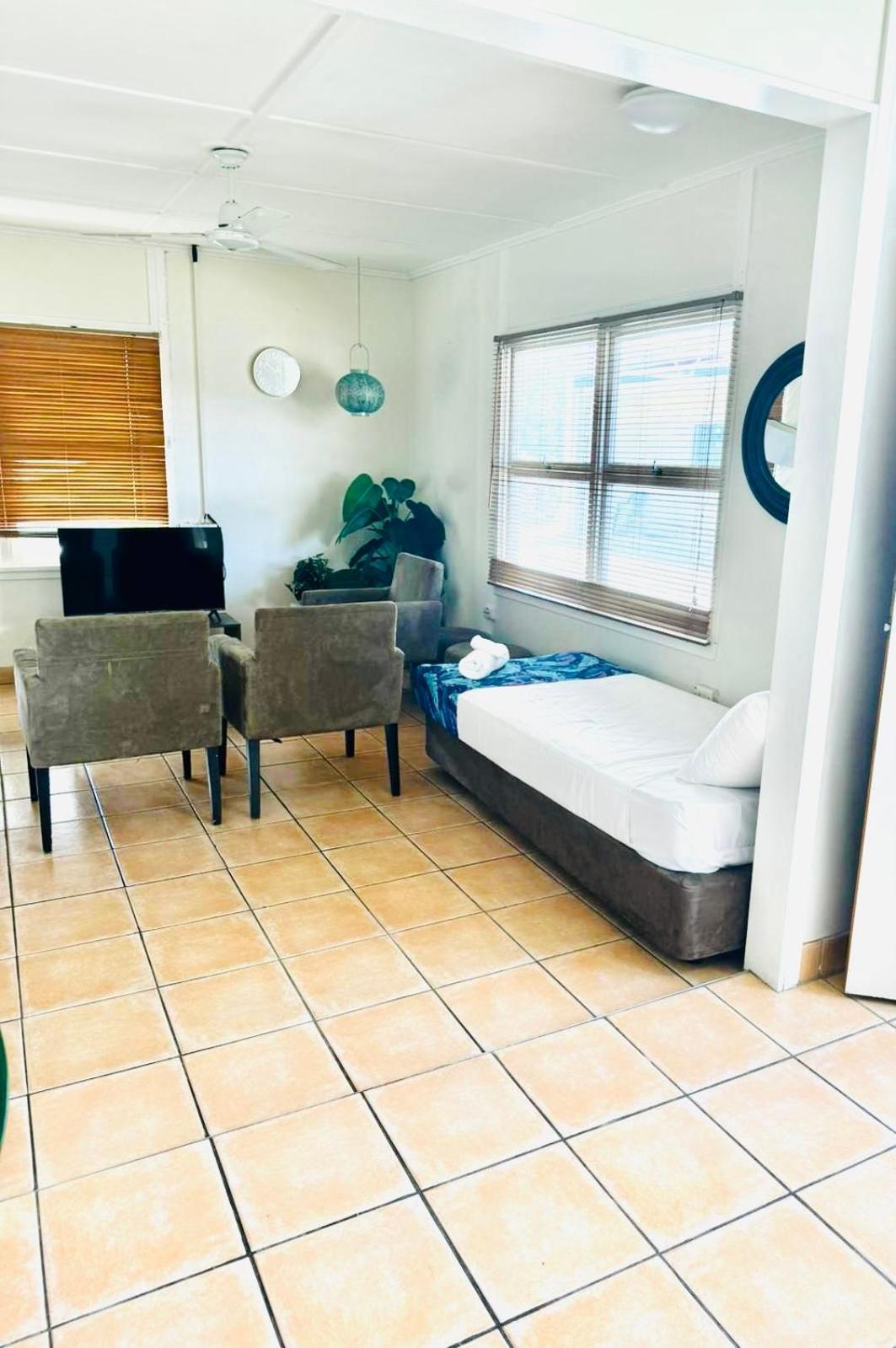 Motel Ingham Eksteriør bilde